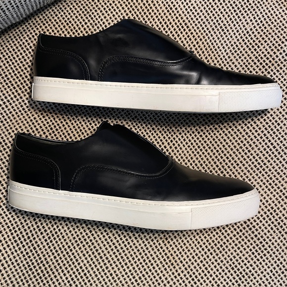 Vince Nelson Leather Slip-On Black Sneakers Women’s Size 9.5 Excellent Condition - Picture 7 of 13